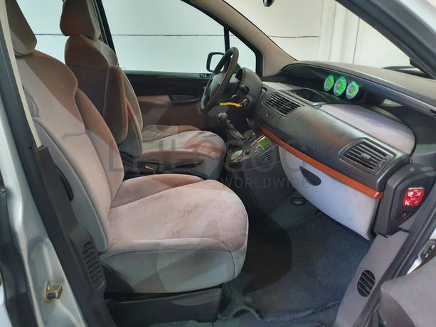 Citroën C8 2.0 HDI · Ano 2003