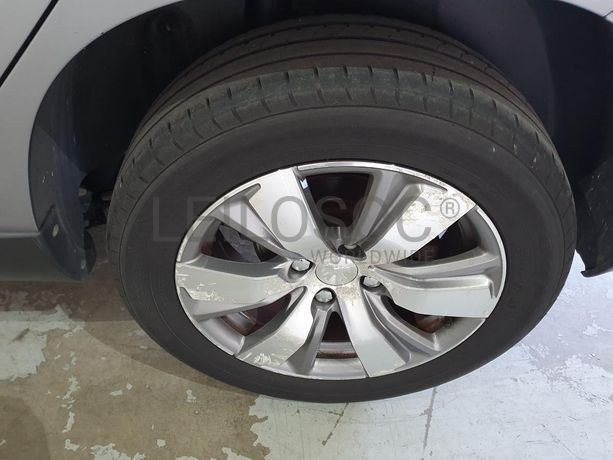 Peugeot 2008 1.4 HDI · ANO 2014