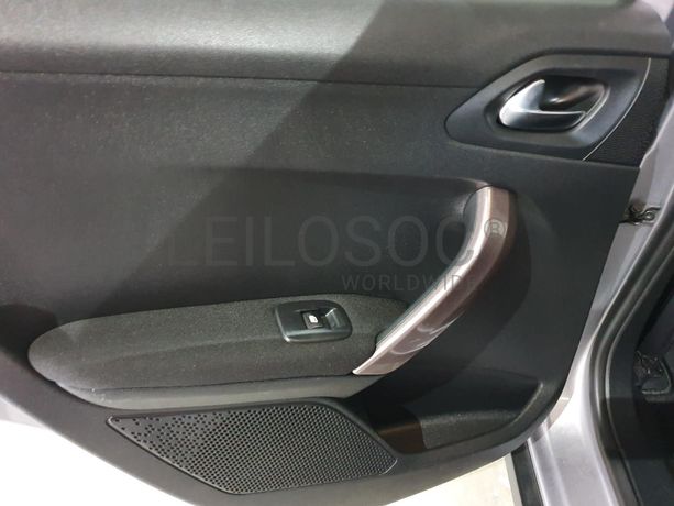 Peugeot 2008 1.4 HDI · ANO 2014