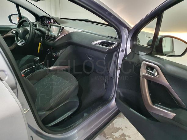 Peugeot 2008 1.4 HDI · ANO 2014