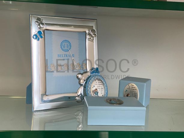 Caixa de bebé + Mealheiro + Moldura de Bebé + Medalha de Berço