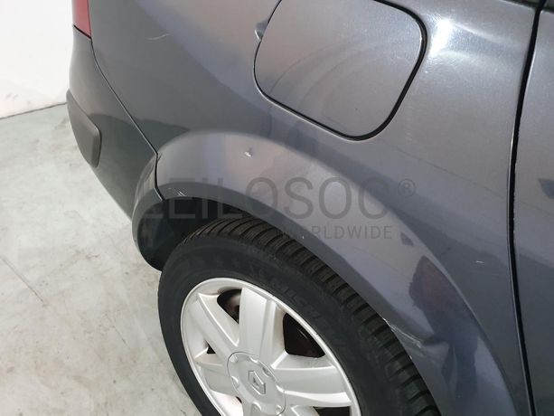 Renault Mégane 1.5 DCI · Ano 2005