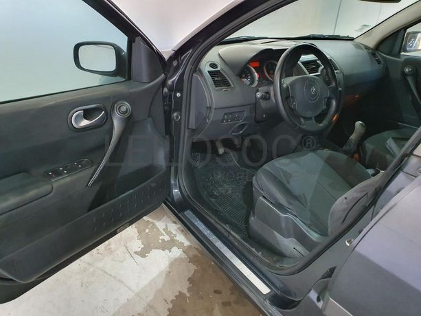 Renault Mégane 1.5 DCI · Ano 2005