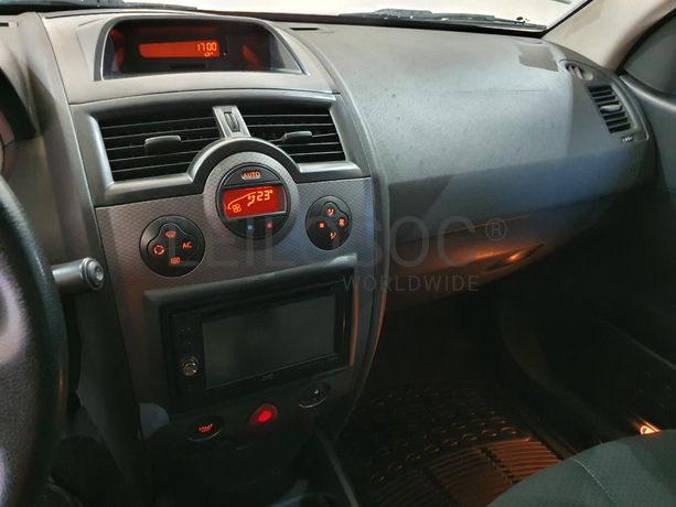 Renault Mégane 1.5 DCI · Ano 2005