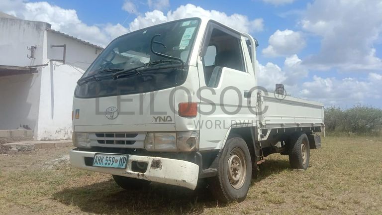 Camioneta Toyota Dyna ·