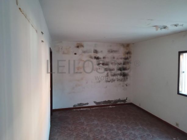 Moradia V4 · Santo Tirso