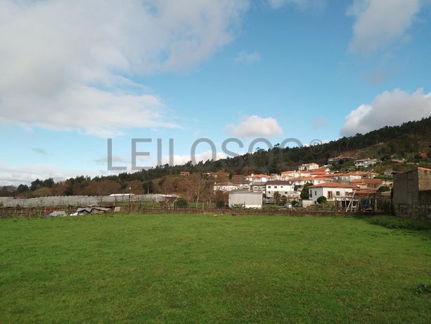 Moradia V4 · Santo Tirso