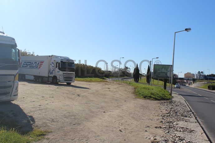 Unidade Industrial + Terreno · Vila Franca de Xira