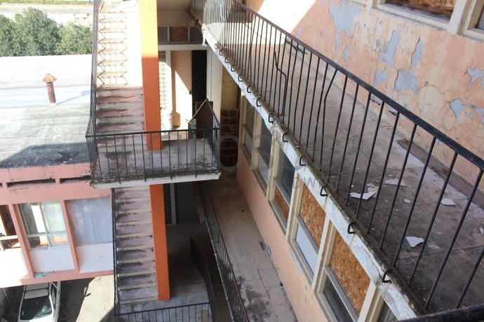 Unidade Industrial + Terreno · Vila Franca de Xira