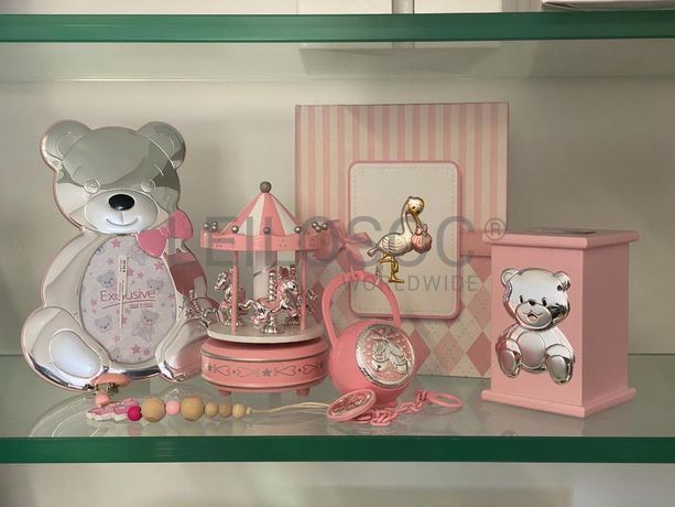 Mealheiro + Porta-chupetas + Moldura de Bebé + Caixa de Música + Álbum de Fotografias