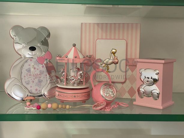 Mealheiro + Porta-chupetas + Moldura de Bebé + Caixa de Música + Álbum de Fotografias