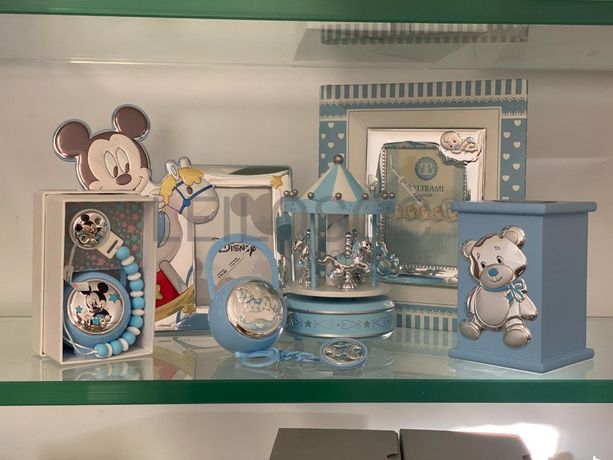 Mealheiro + Moldura de Bebé + Porta-chupetas + Caixa de Música + Álbum de Fotografias