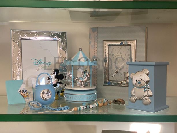 Mealheiro + Moldura de Bebé + Porta-chupetas + Caixa de Música + Álbum de Fotografias