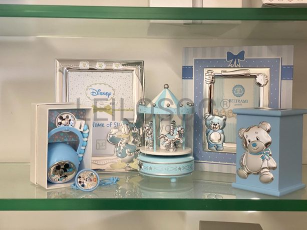 Mealheiro + Moldura de Bebé + Porta-chupetas + Caixa de Música + Álbum de Fotografias