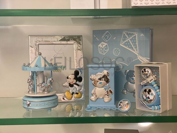 Mealheiro + Moldura de Bebé + Porta-chupetas + Caixa de Música + Álbum de Fotografias