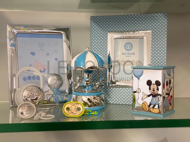 Mealheiro + Moldura de Bebé + Porta-chupetas + Caixa de Música + Álbum de Fotografias