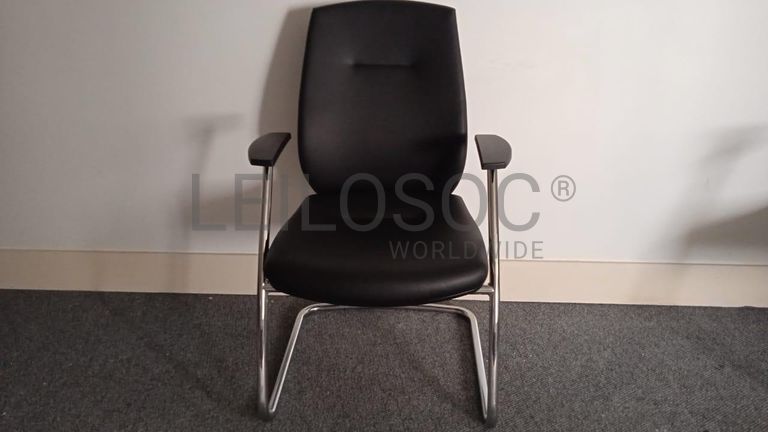 Mobiliário de escritório ·