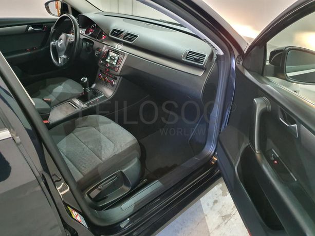 Volkswagen Passat 1.6 TDI · Ano 2012