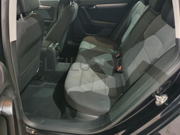 Volkswagen Passat 1.6 TDI · Ano 2012