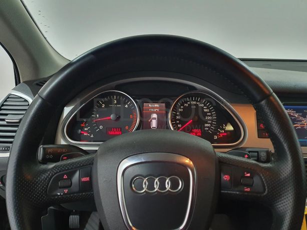 Audi Q7 3.0 TDI quattro · Ano 2007