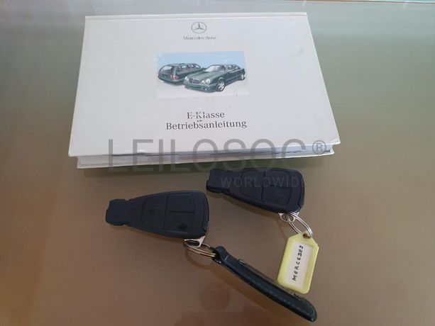 Mercedes-Benz E220 2.2 CDI · Ano 2000