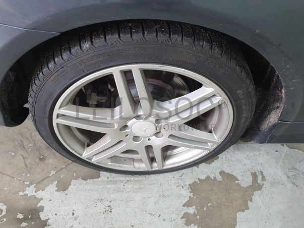 Mercedes- Benz E250 CDI Kit AMG · Ano 2012