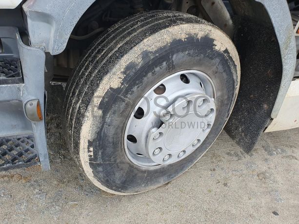 Renault Premium com Grua Atlas Copco 13.01 Basculante