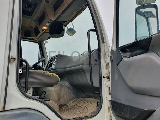 Renault Premium com Grua Atlas Copco 13.01 Basculante