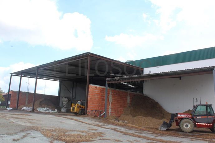 Armazém Industrial · Cuba