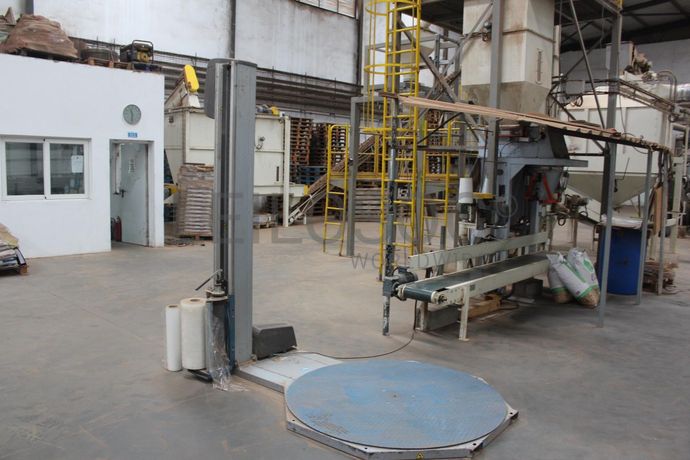 Armazém Industrial · Cuba