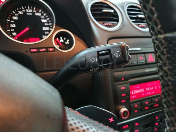 Audi A4 Cabrio 2.0 TDI · Ano 2007