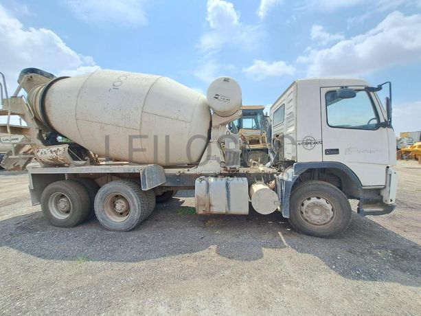 Autobetoneira (7M3) VOLVO · Viana