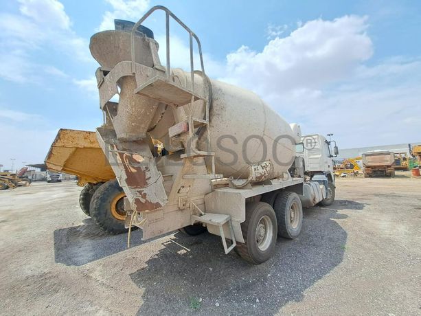 Autobetoneira (7M3) VOLVO · Viana