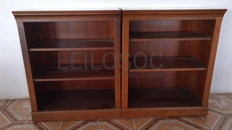 Mobiliário de escritório ·