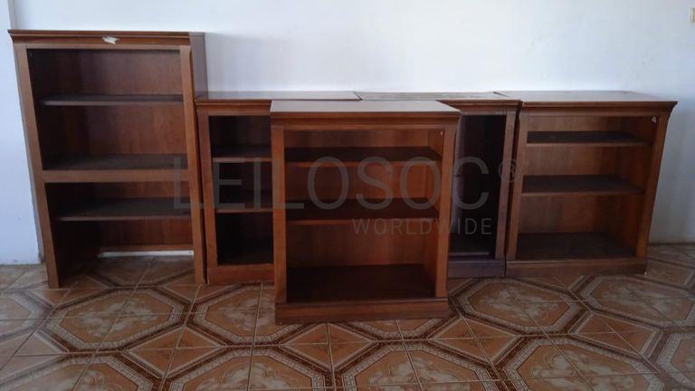 Mobiliário de escritório ·