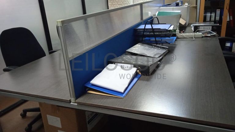 Mobiliário de escritório ·