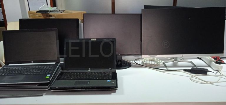 Material Informático ·