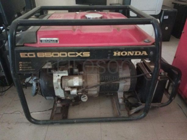 Gerador marca Honda ·