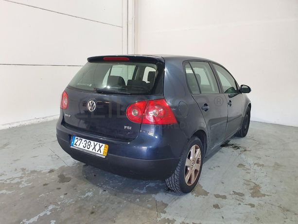 Volkswagen Golf 1.4 FSI · Ano 2004