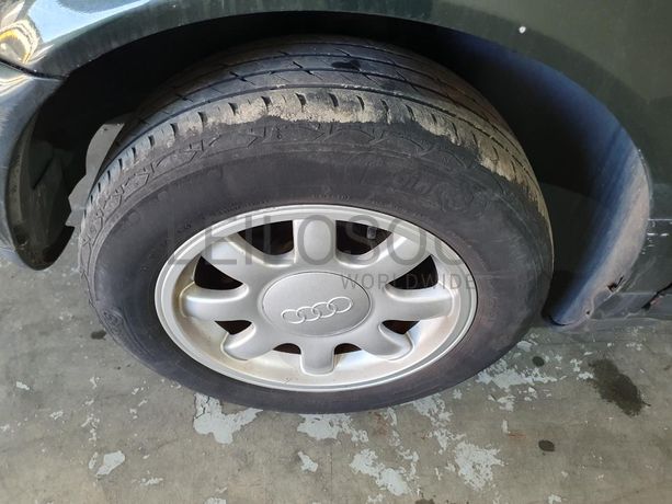 Audi A6 1.9 TDI · Ano 1994