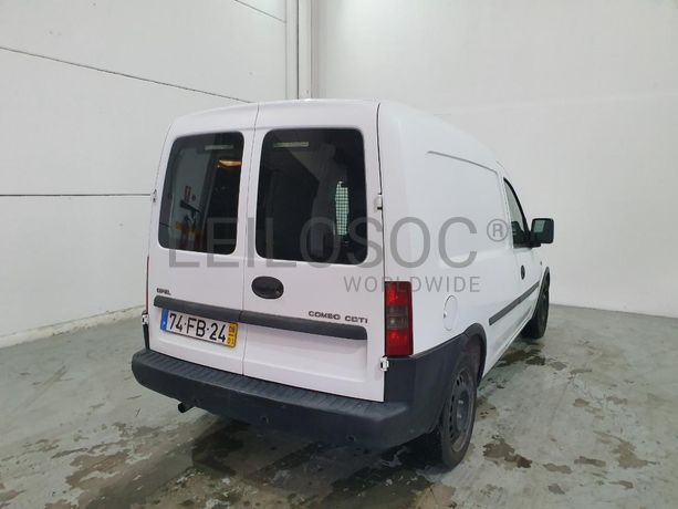 Opel Combo 1.3CDTI 16V · Ano 2008