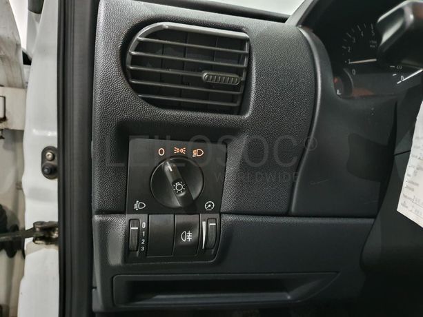 Opel Combo 1.3CDTI 16V · Ano 2008