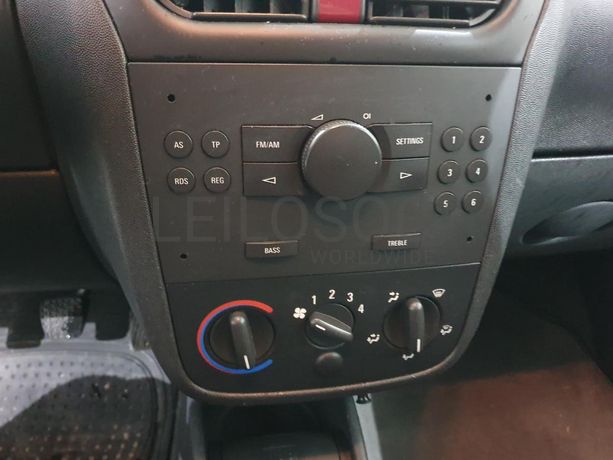 Opel Combo 1.3CDTI 16V · Ano 2008