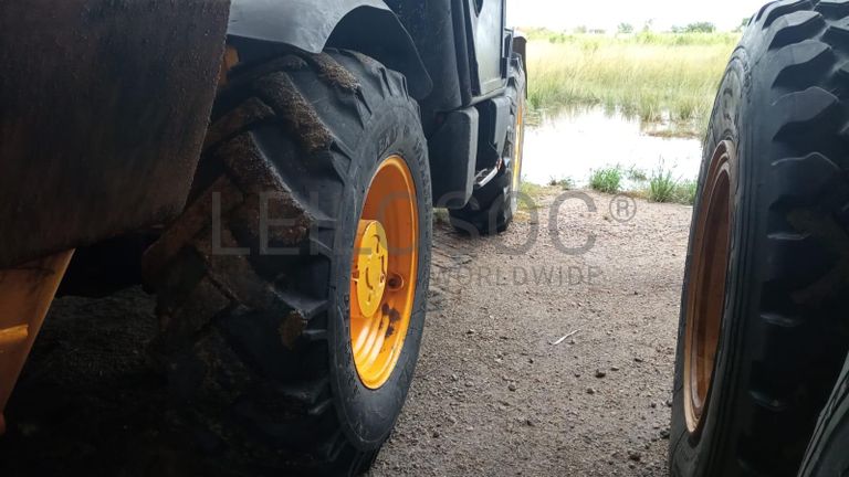 Multifunções JCB ·