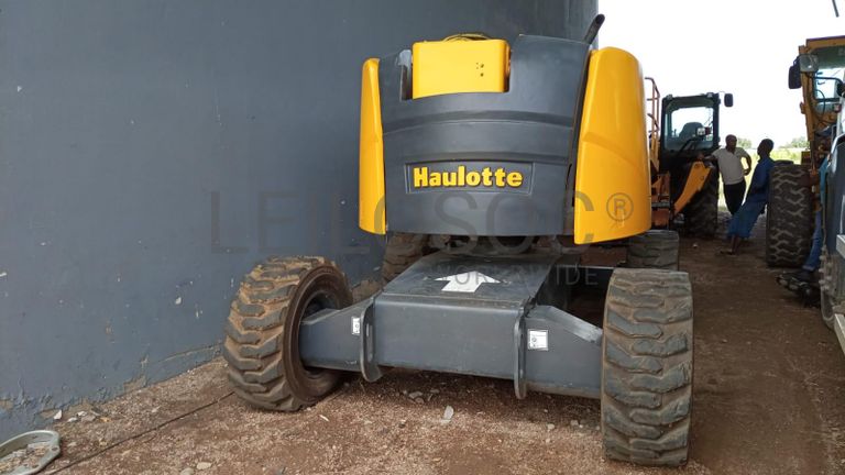 Plataforma Elevatória ·