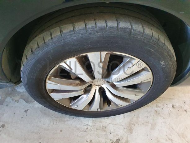 Peugeot 3008 1.6 BlueHDI · Ano 2015