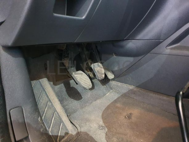 Peugeot 3008 1.6 BlueHDI · Ano 2015