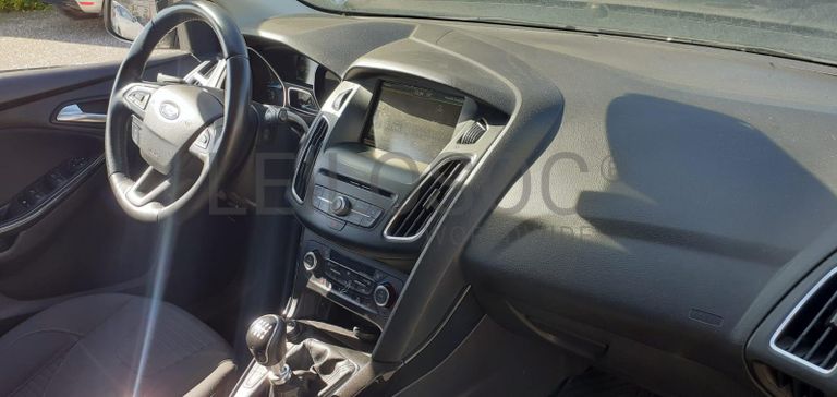 Ford Focus 1.5TDCI · Ano 2016