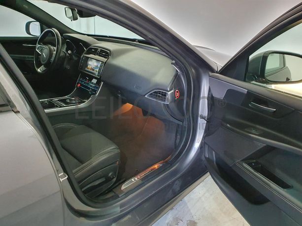 Jaguar XE 2.0D · Ano 2016
