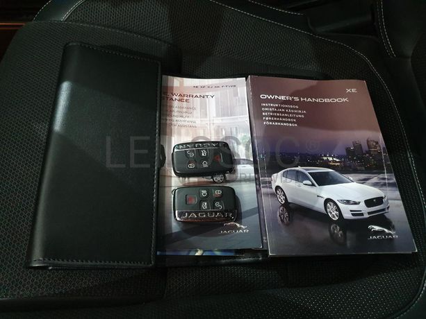 Jaguar XE 2.0D · Ano 2016